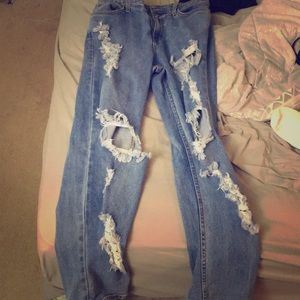 Boyfriend Ripped jeans